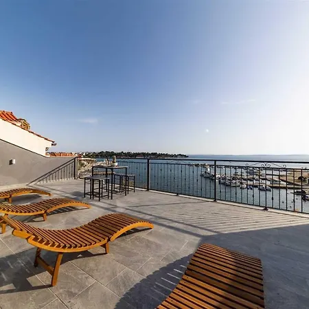 Seafront House Sunrise بيت للعطل